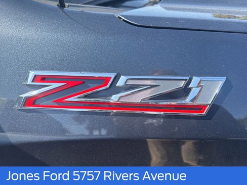 Used 2021 Chevrolet Silverado 1500 RST w/ All Star Edition Plus image 3