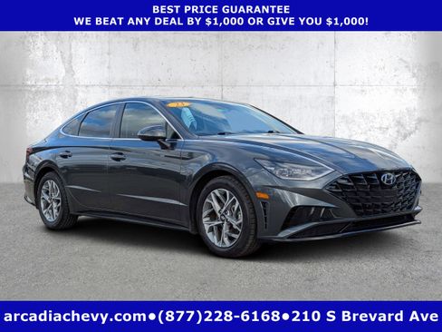 Used 2023 Hyundai Sonata SEL image 1