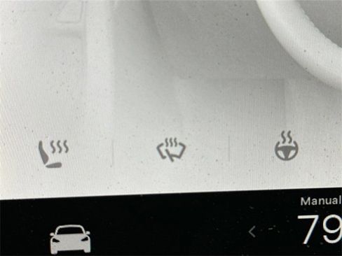 Used 2023 Tesla Model Y Long Range image 16