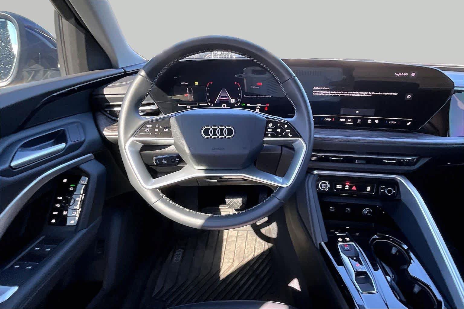 Used 2025 Audi Q5 Premium w/ Convenience Package AWD/4WD image 6