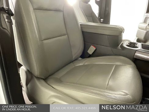 Used 2019 Chevrolet Silverado 1500 LTZ w/ LTZ Texas Edition AWD/4WD image 28