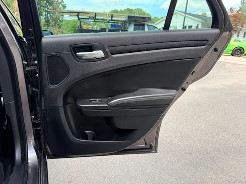 Used 2015 Chrysler 300 S RWD image 22
