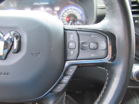 Used 2022 RAM 1500 Limited AWD/4WD image 25