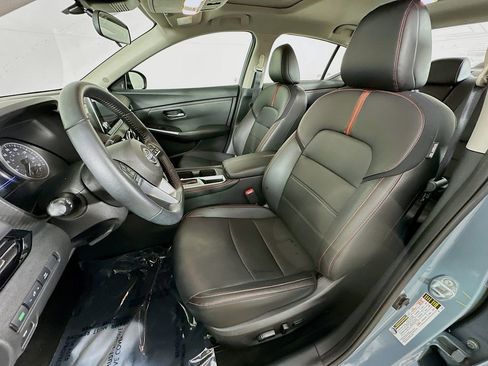 Used 2024 Nissan Sentra SR w/ SR Premium Package image 28