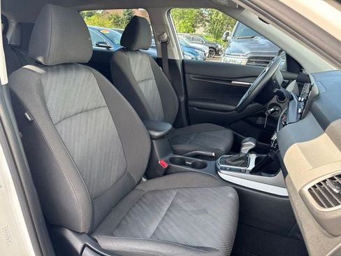 Used 2025 Kia Seltos LX AWD/4WD image 27