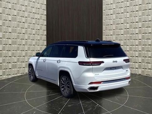 Certified 2025 Jeep Grand Cherokee L Summit AWD/4WD image 7