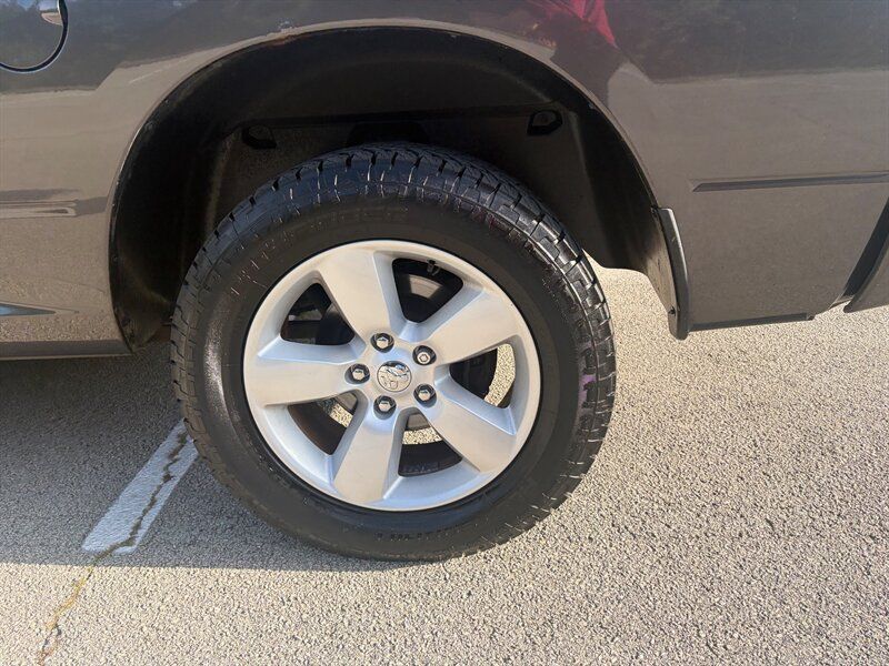 Used 2015 RAM 1500 Express AWD/4WD image 28