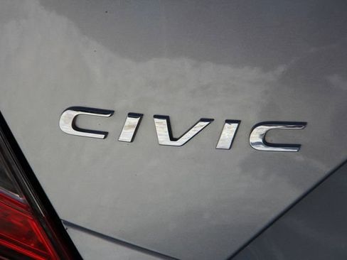 Used 2016 Honda Civic EX-L image 9