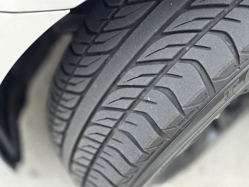 Used 2016 BMW 528i Sedan w/ Driver Assistance Package image 13