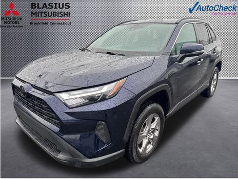 Used 2023 Toyota RAV4 XLE AWD/4WD image 10