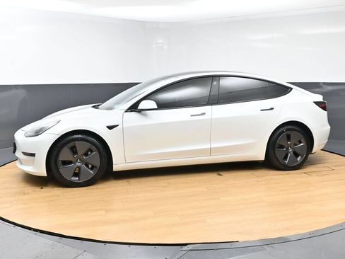 Used 2022 Tesla Model 3 Long Range AWD/4WD image 5