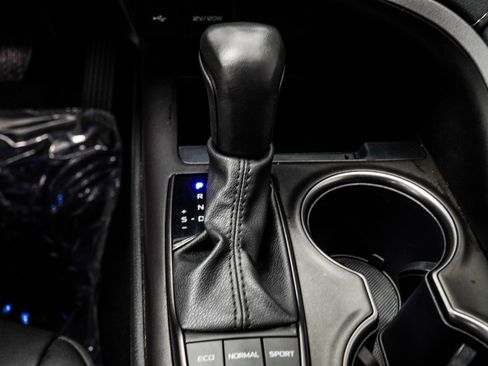 Used 2024 Toyota Camry XSE image 18