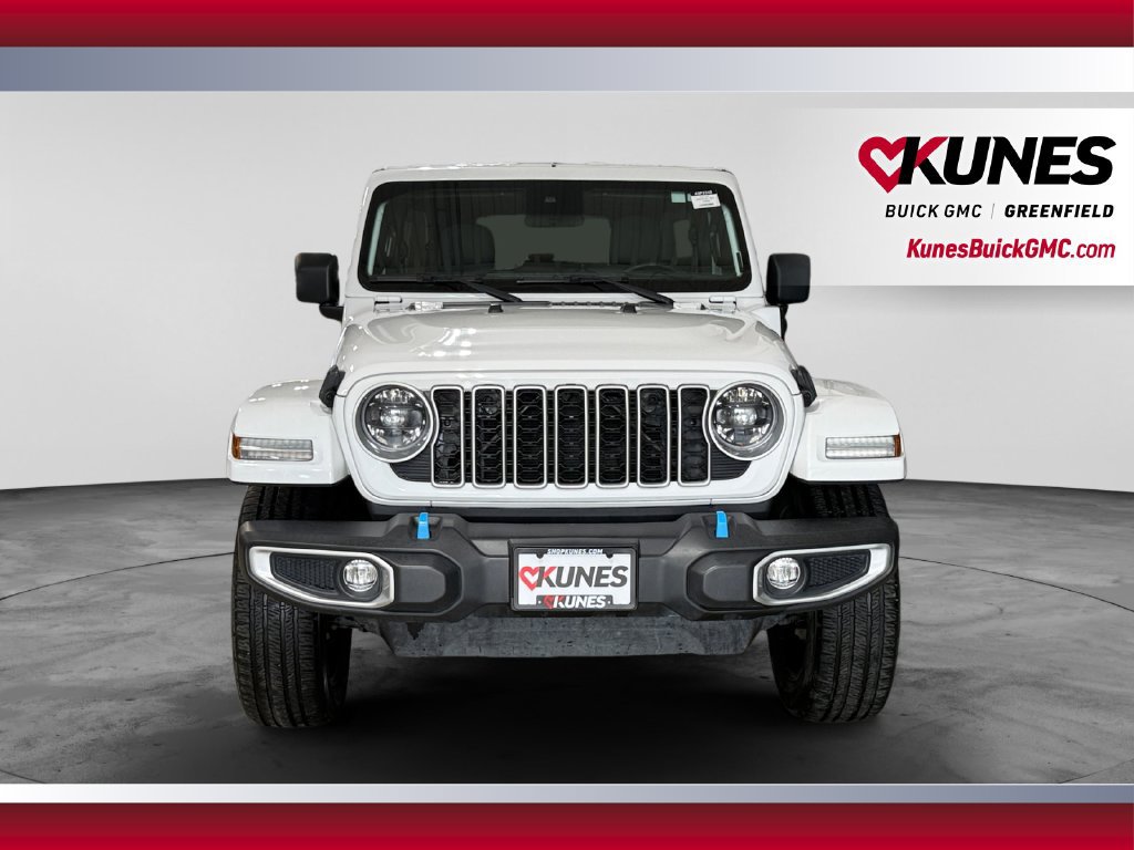 Used 2024 Jeep Wrangler Unlimited Sahara AWD/4WD image 4