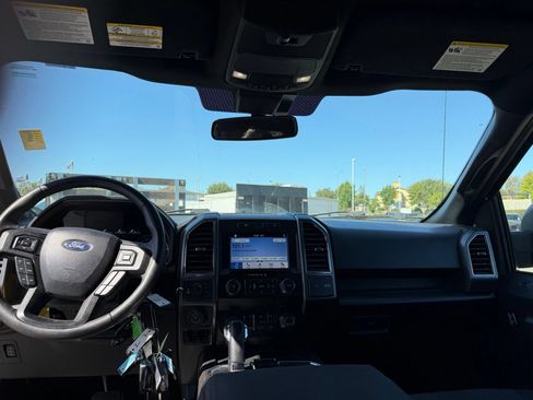 Used 2019 Ford F150 XLT w/ Equipment Group 302A Luxury AWD/4WD image 11