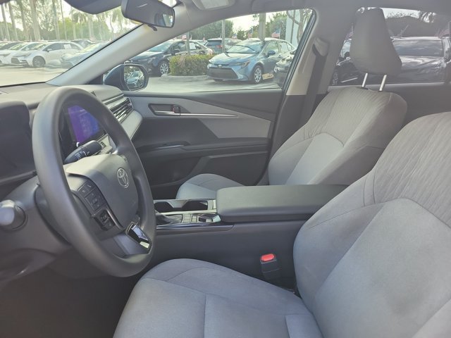 Used 2025 Toyota Camry LE FWD image 22