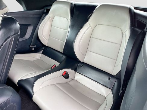 Used 2024 Ford Mustang Premium image 23