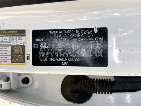 Used 2024 Kia Soul LX w/ Option Group 015 FWD image 33