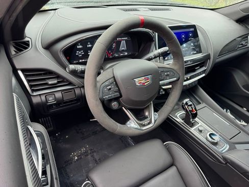 Certified 2024 Cadillac CT5 V Blackwing w/ LPO, Blue Accent Package image 4