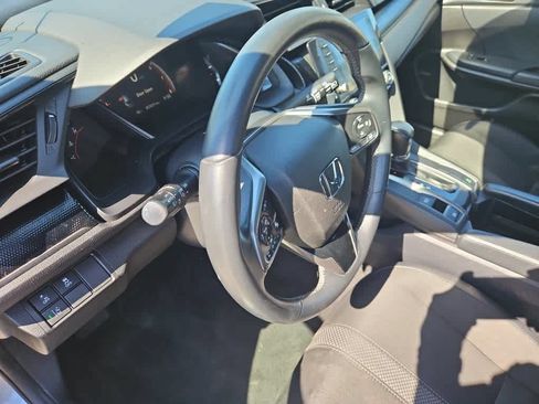 Used 2021 Honda Civic Sport image 2