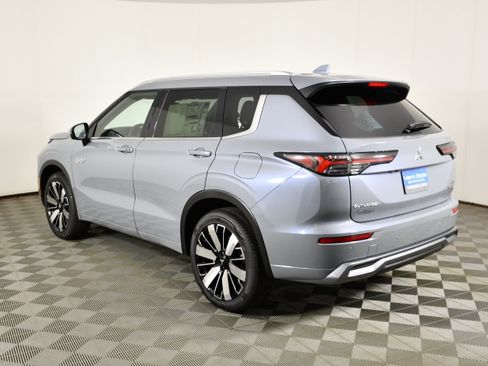 New 2026 Mitsubishi Outlander SEL AWD/4WD image 8