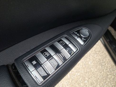 Used 2007 Mercedes-Benz S 550 image 16