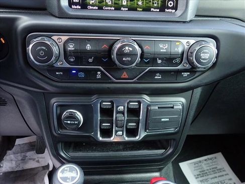 Used 2023 Jeep Wrangler Unlimited w/ Cold Weather Group AWD/4WD image 15