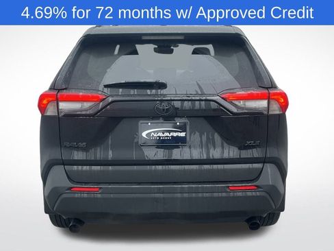 Used 2025 Toyota RAV4 XLE Premium image 11
