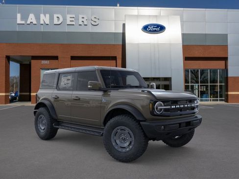New 2025 Ford Bronco Outer Banks w/ Sasquatch Package image 7