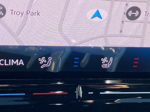 New 2025 Volkswagen ID.4 Pro S image 11