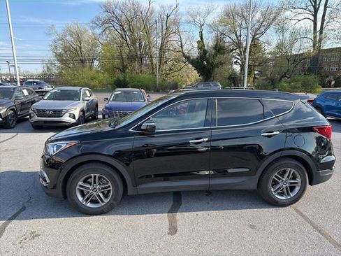 Used 2017 Hyundai Santa Fe Sport image 3