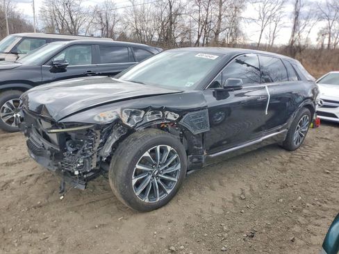 Used 2024 Cadillac Lyriq Sport AWD/4WD image 3
