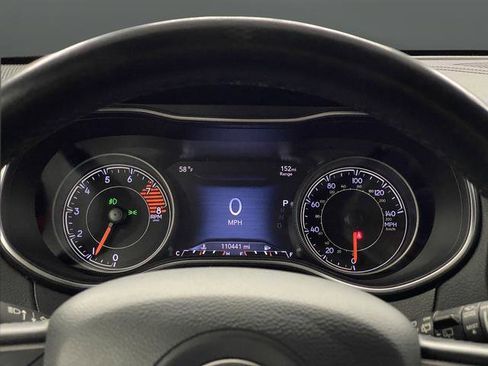 Used 2020 Jeep Cherokee Limited image 16