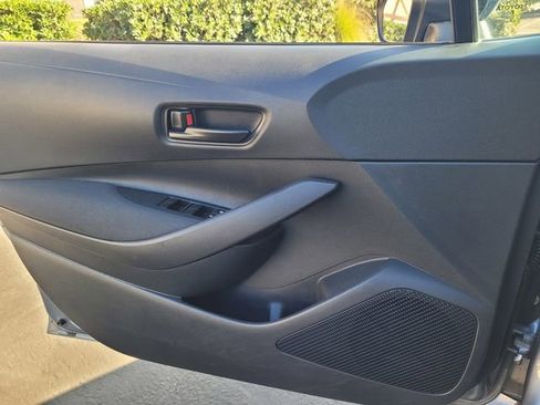 Used 2025 Toyota Corolla LE image 13