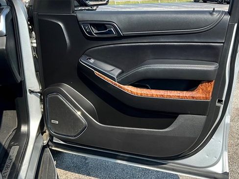 Used 2020 Chevrolet Tahoe Premier image 29