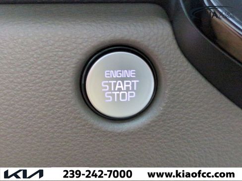 Certified 2026 Kia Carnival EX image 30