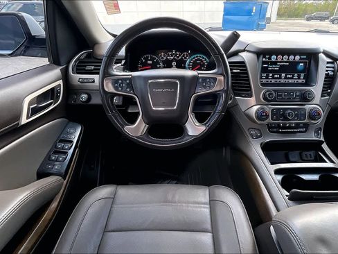 Used 2019 GMC Yukon Denali w/ Denali Ultimate Package image 6