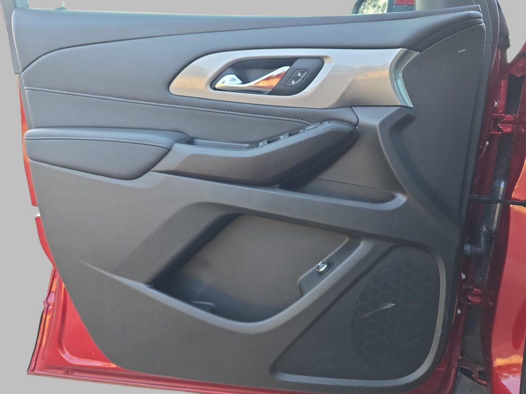 Certified 2023 Chevrolet Traverse LT w/ LPO, Floor Liner Package AWD/4WD image 30