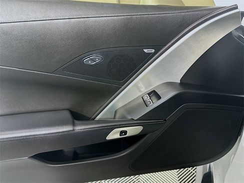 Used 2015 Chevrolet Corvette Z06 image 24