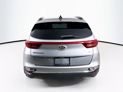 Used 2022 Kia Sportage EX image 31