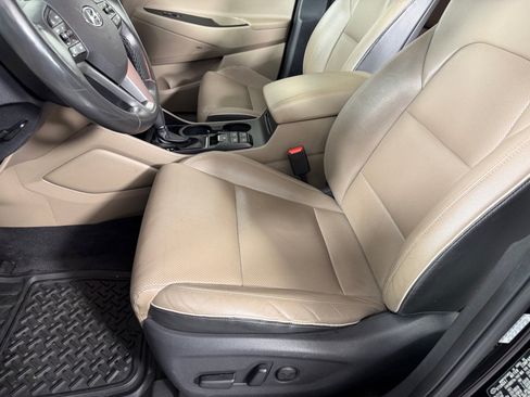 Used 2019 Hyundai Tucson Limited AWD/4WD image 10