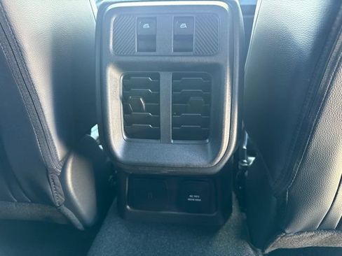 New 2026 Ford Bronco Outer Banks w/ Sasquatch Package AWD/4WD image 15