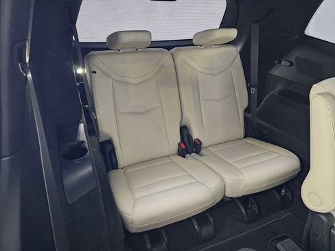 Used 2023 Cadillac XT6 Sport image 13