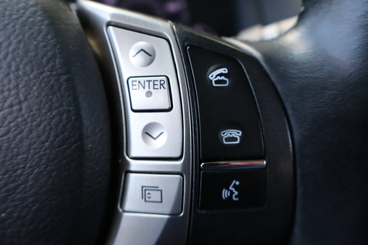 Used 2013 Lexus RX 450h AWD w/ Navigation Pkg image 31