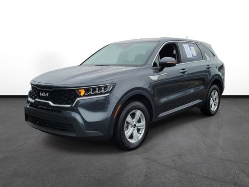 Used 2023 Kia Sorento LX AWD/4WD image 2