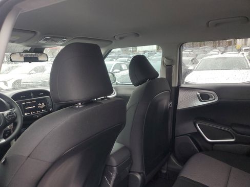 New 2025 Kia Soul LX image 11