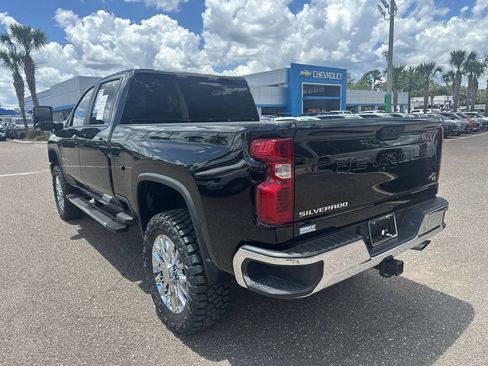 Used 2025 Chevrolet Silverado 2500 LT w/ Convenience Package AWD/4WD image 14