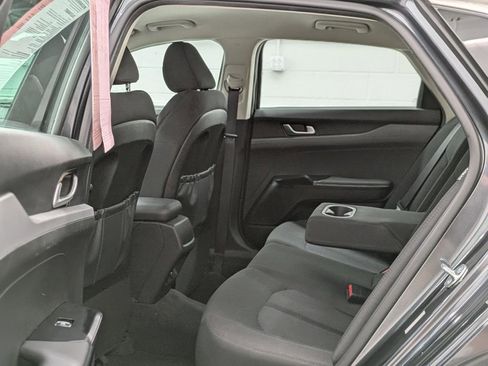 Used 2023 Kia K5 LXS FWD image 8