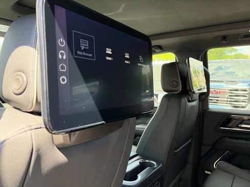 New 2026 GMC Yukon Elevation w/ Elevation Premium Package AWD/4WD image 42