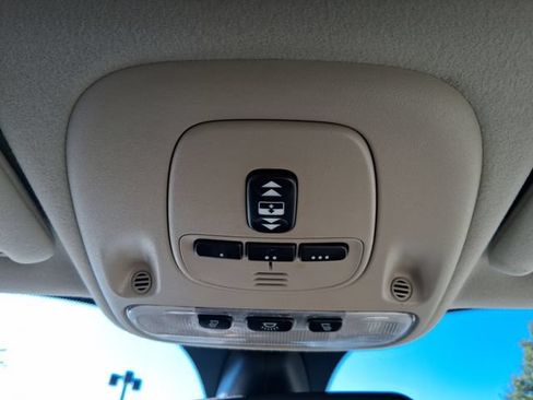 Used 2007 Jaguar XK Convertible RWD image 17