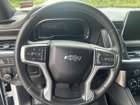 Used 2024 Chevrolet Tahoe Z71 w/ Luxury Package AWD/4WD image 22